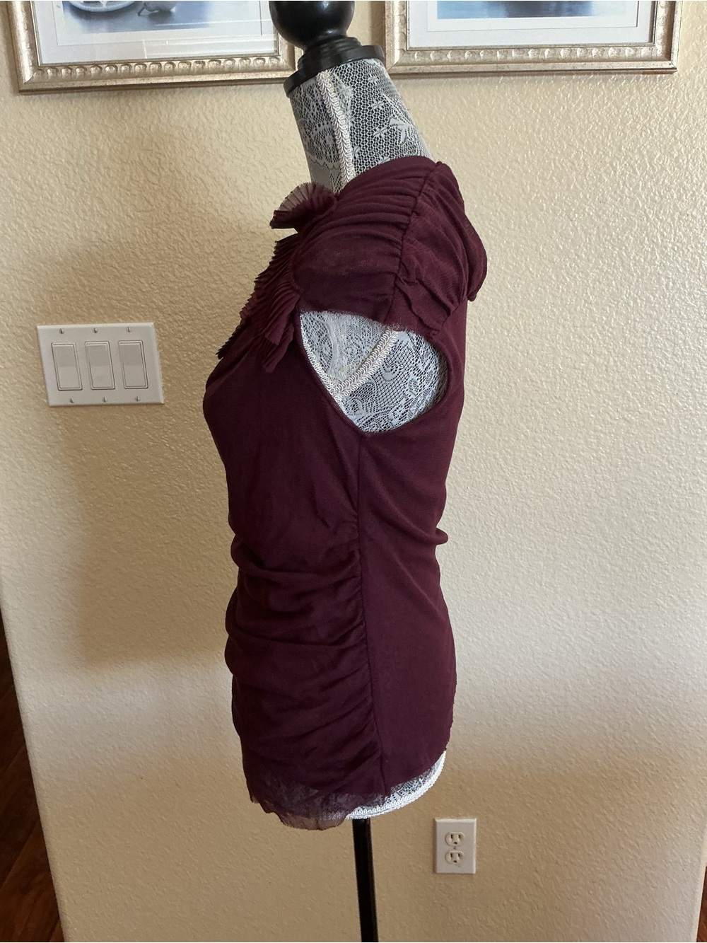 Anthropologie Deletta Burgundy Asymmetrical Off The Shoulder Mesh Top - Picture 4 of 10